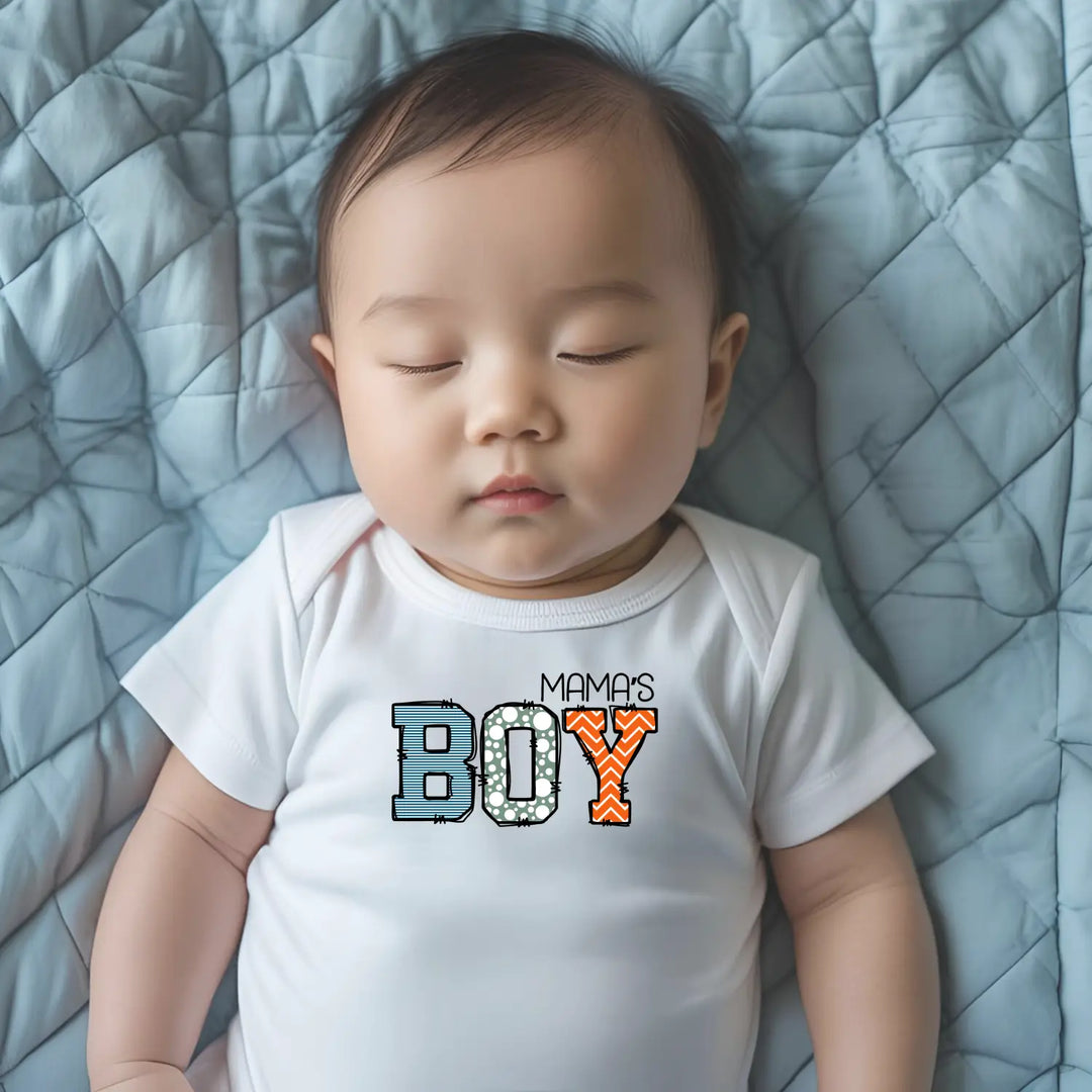 Cute baby bodysuit with mama’s boy design infant clothing for shower birthdays newborn gift unisex wear family matching